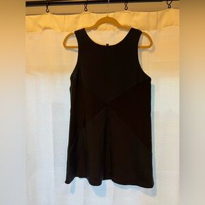 Alice + Olivia Navy & Black Shift Dress